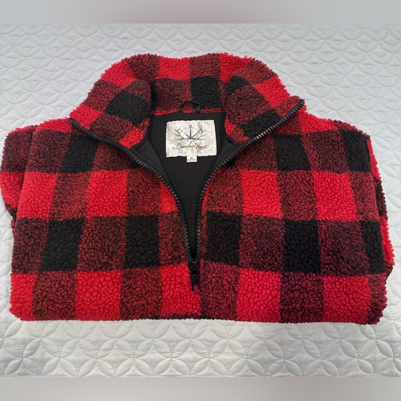 Buffalo Plaid Faux Shearling Zip Jacket
BOUNDLESS NORTH - Picture 8 of 8